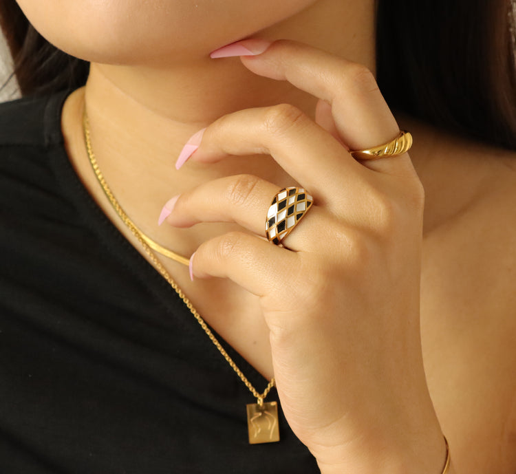 AVA GOLD RING