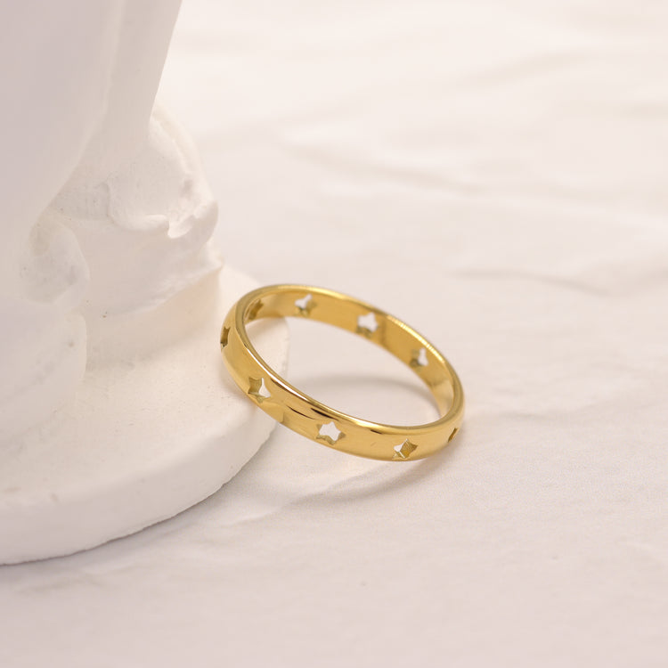 CELESTIAL HUG RING