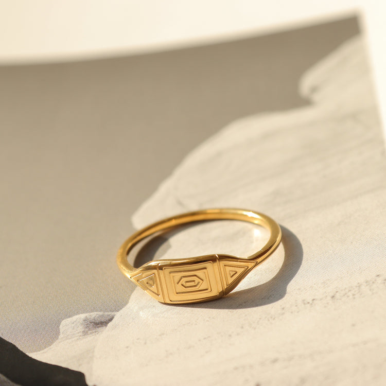 ETERNITY RING