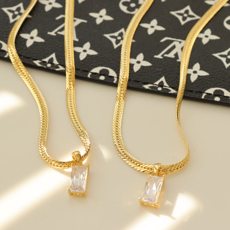 CRESCENT CRYSTAL NECKLACE
