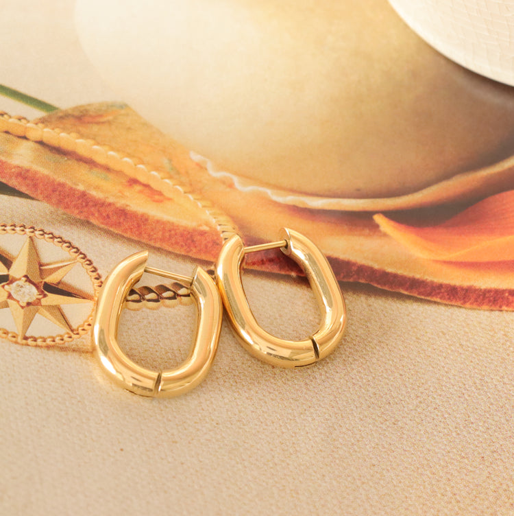 LINK UP HOOP EARRINGS