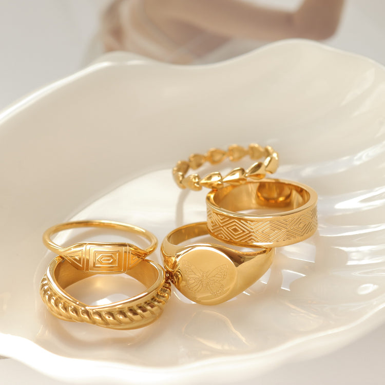 BUTTERFLY RING