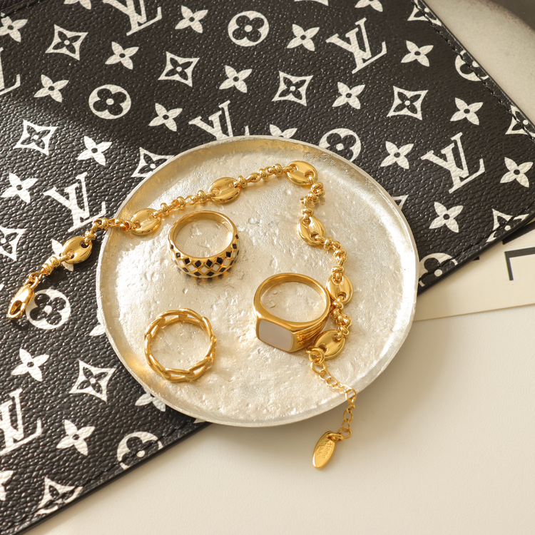 LUCIE BRACELET