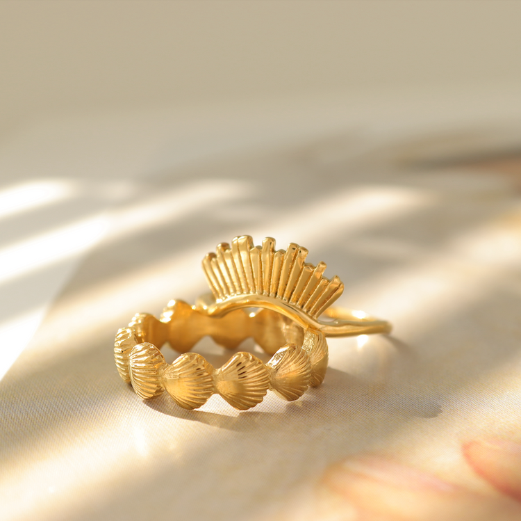 SEASHELL RING