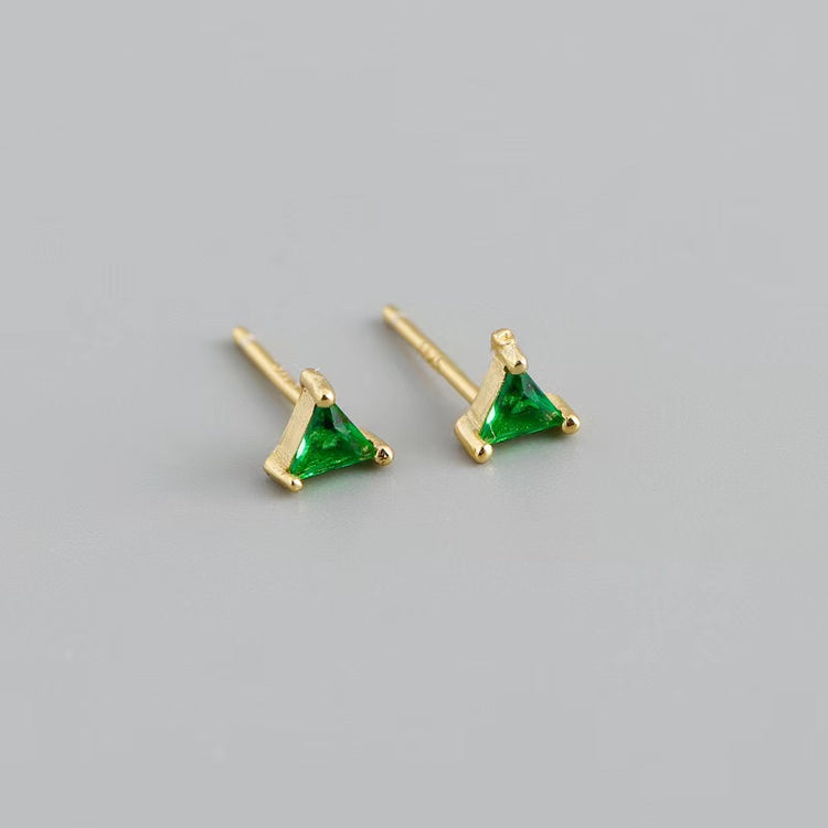 MINI PYRAMID EARRINGS