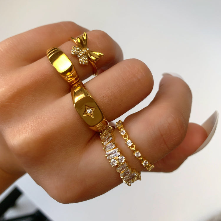 KARA RING
