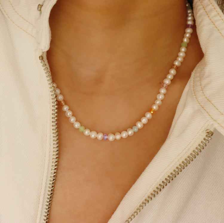 FRESH WATER PEARL NECKLACE