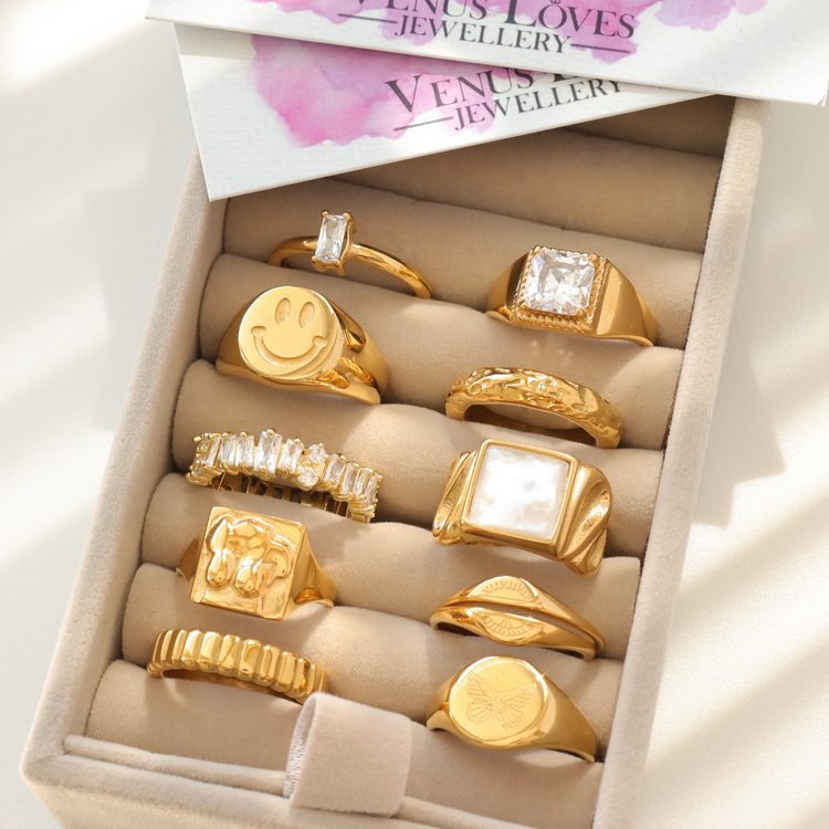 SMILE GOLD RING