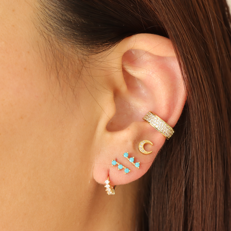 BLUE GEM STUD EARRING