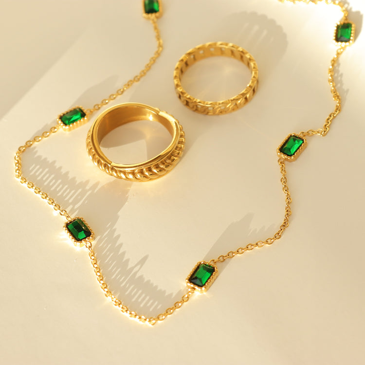 EMERALD TENNIS NECKLACE