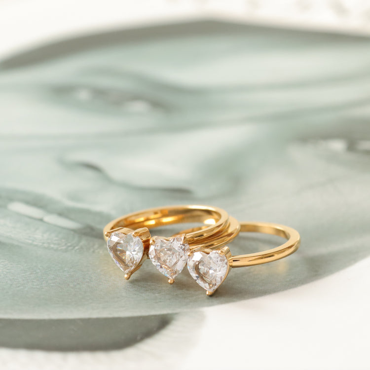 CRYSTAL HEART STACKING RING
