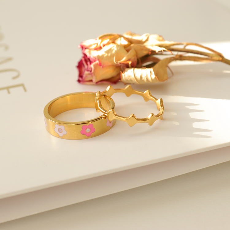 BLOSSOM GOLD RING