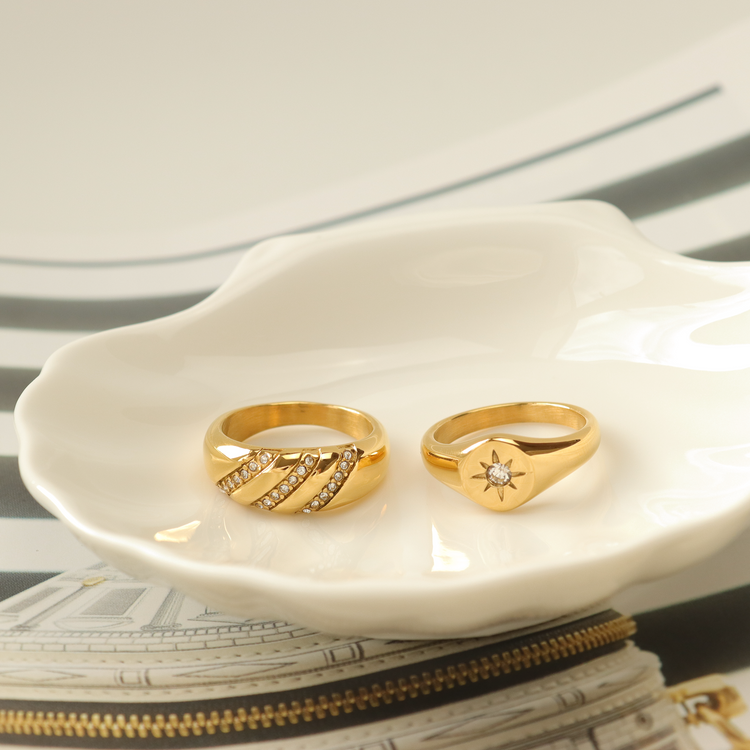 CAMILLA GOLD RING