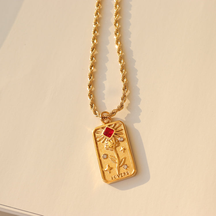 LOVE GOLD NECKLACE