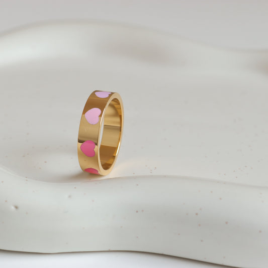 HEART HUG RING