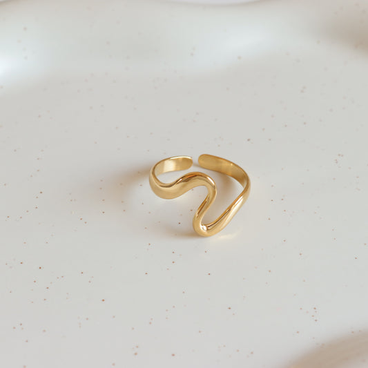 GEOMETRY GOLD RING