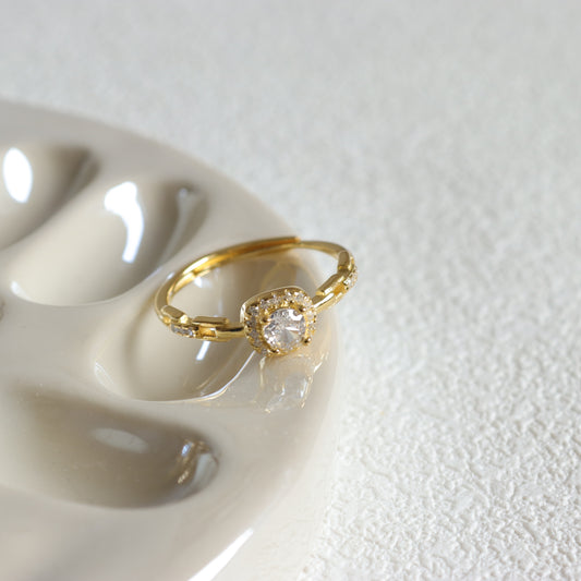 CUBE DAZZLING RING