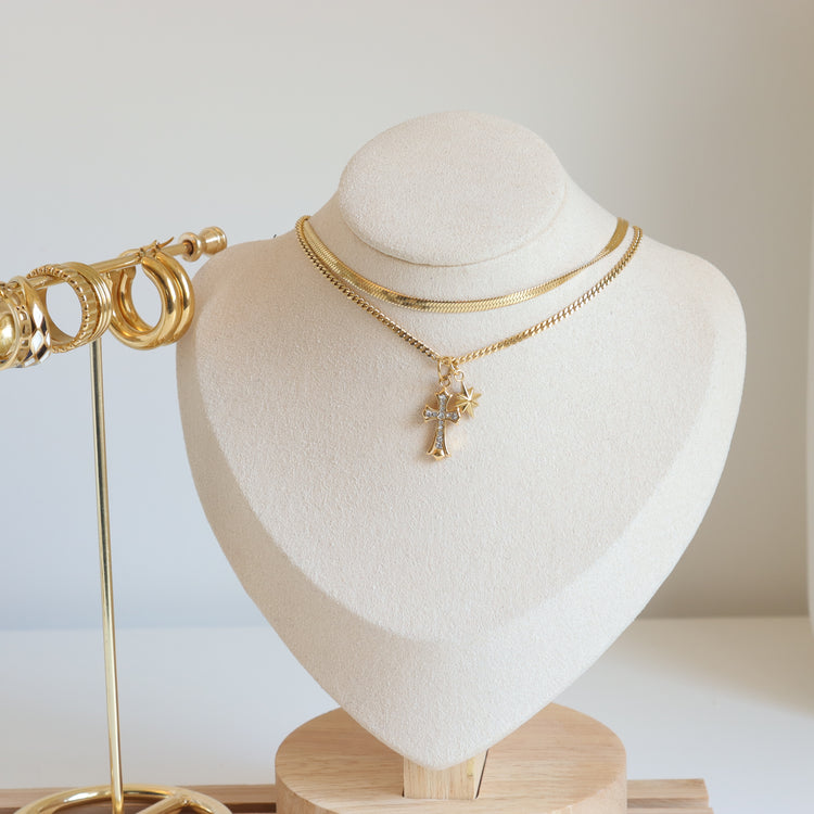 CROSS STAR NECKLACE