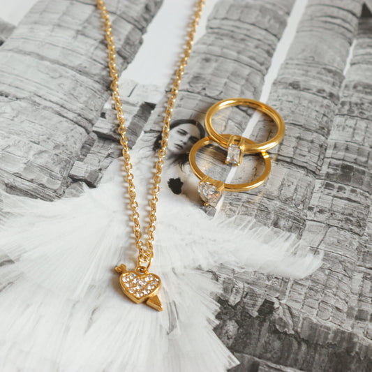 HEART ARROW NECKLACE