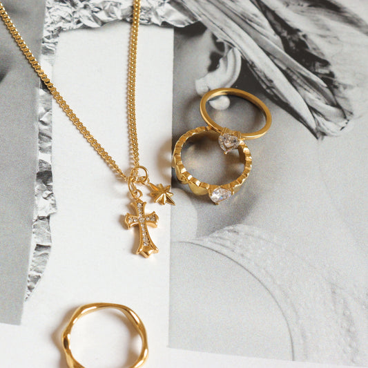 CROSS STAR NECKLACE