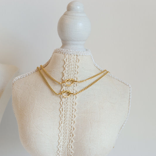 ETERNITY KNOT NECKLACE
