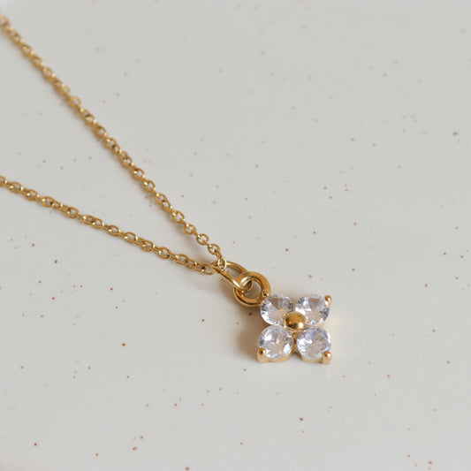 FLOWER GOLD NECKLACE