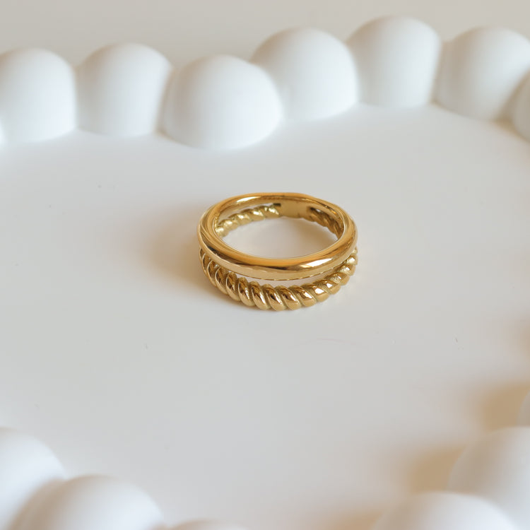 LACE GOLD RING