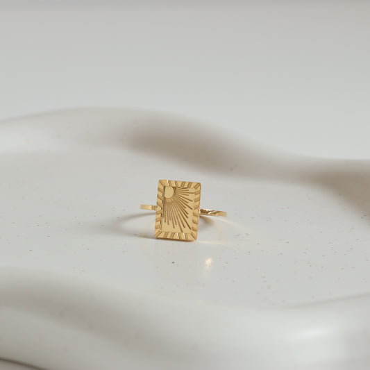 SUN RADIANT RING