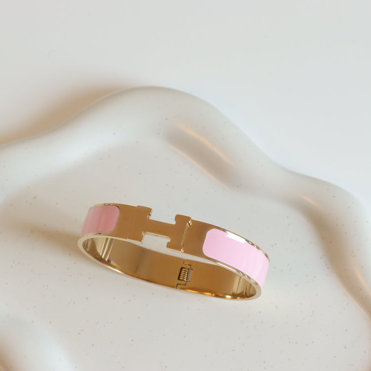 PINK BANGLE