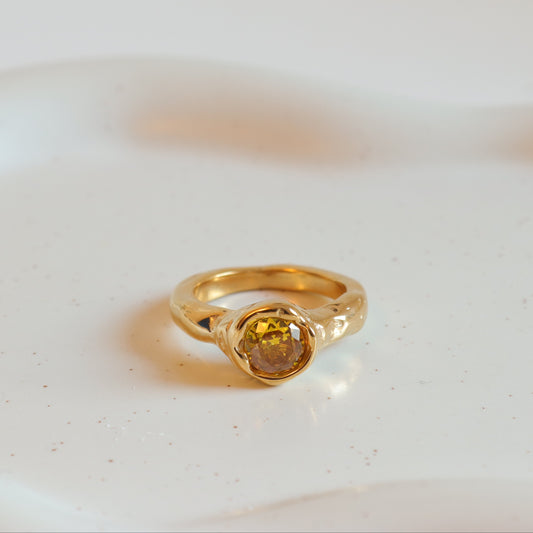 COLOURFUL AMBER RING