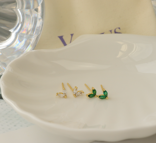 MINI FLOWER EARRINGS