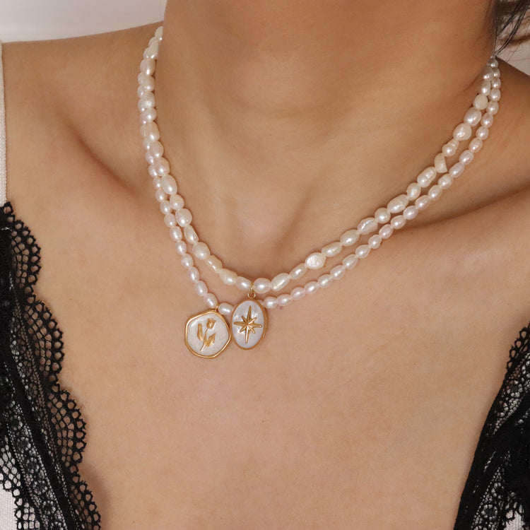 ROSE PEARL NECKLACE
