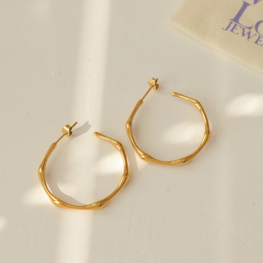 IRREGULAR STUD EARRINGS
