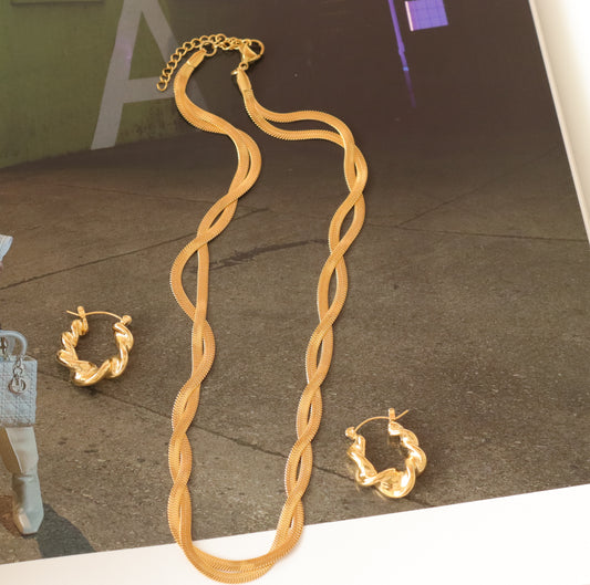 DOUBLE SNAKE CHAIN NECKLACE
