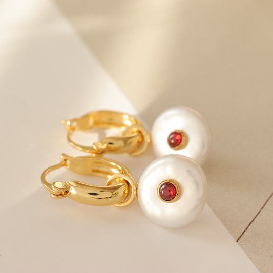 FRESH WATER PEARL HOOP EARRINGS