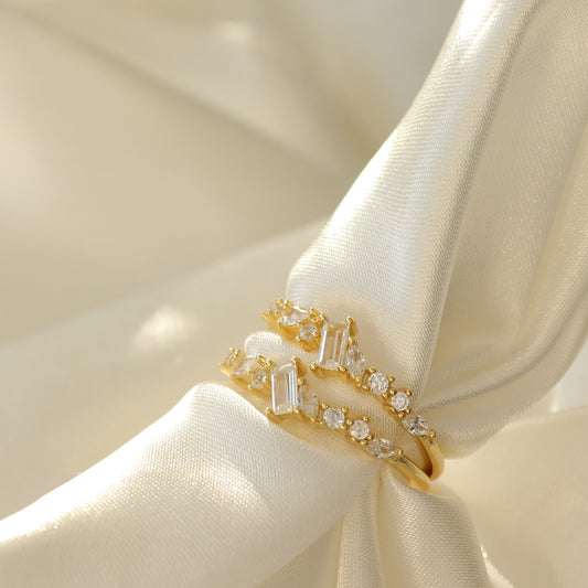 LARA BAND RING