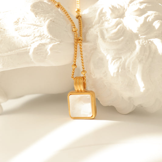 WHITE SQUARE PENDANT NECKLACE