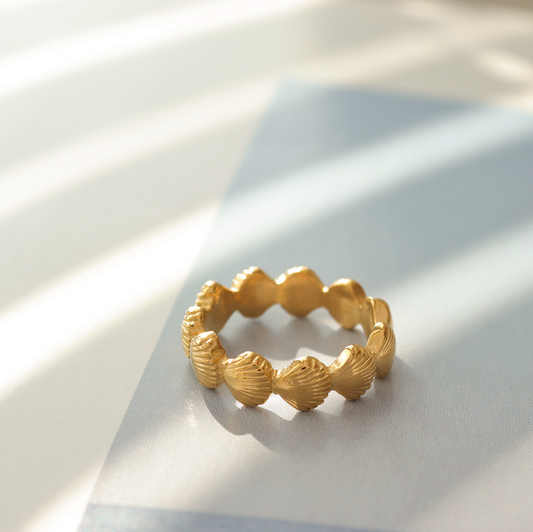 SEASHELL RING