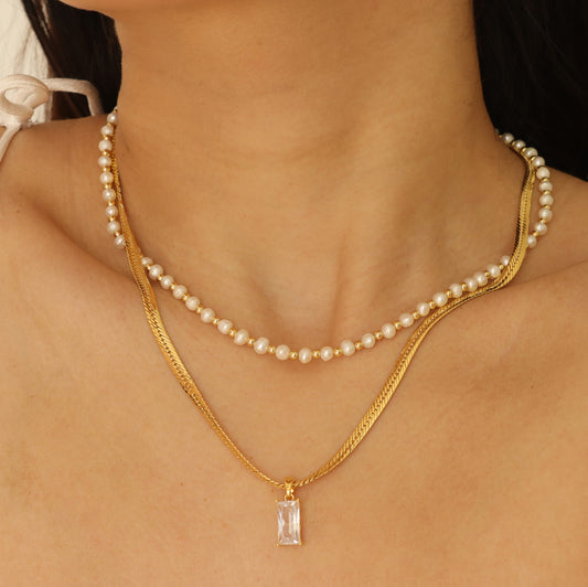CRESCENT CRYSTAL NECKLACE